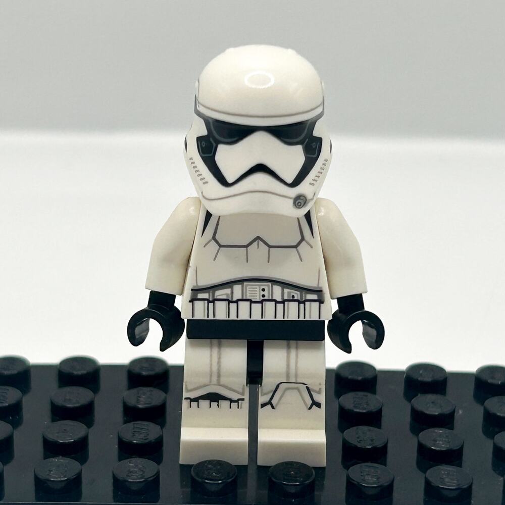 LEGO Star Wars First Order Stormtrooper Minifigure (sw0905) Imperial Pointed